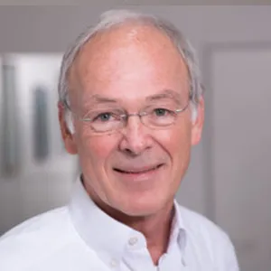 Dr. Axel Zaremba - Facharzt für Chirurgie & Unfallchirurgie